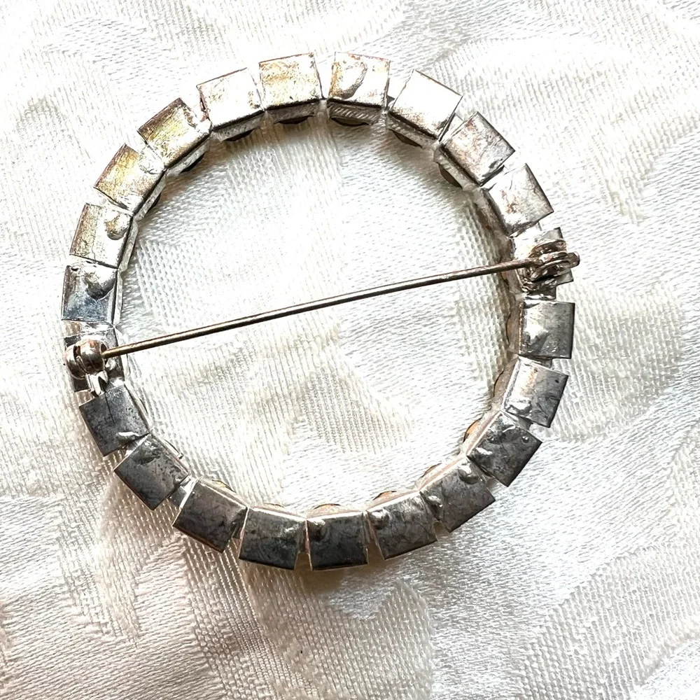 Vintage Black Crystal Round Brooch - Unbranded